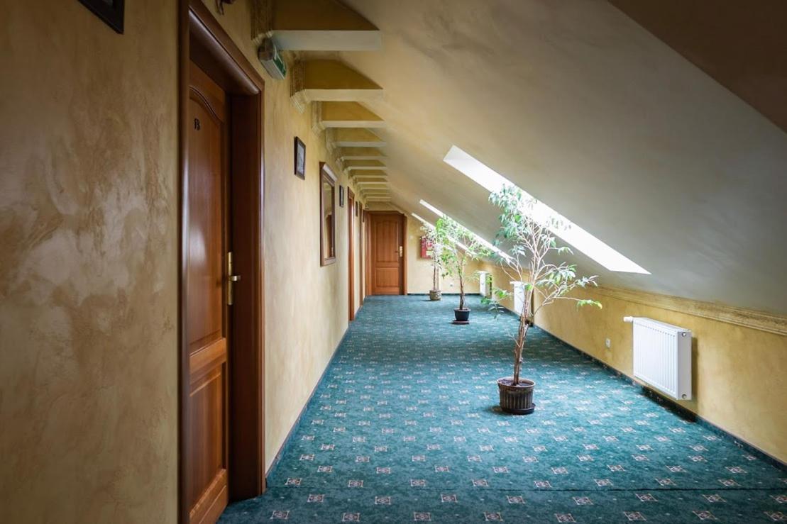 Hotel Bastion คอสต์ชึน นัด โอดรอม ภายนอก รูปภาพ