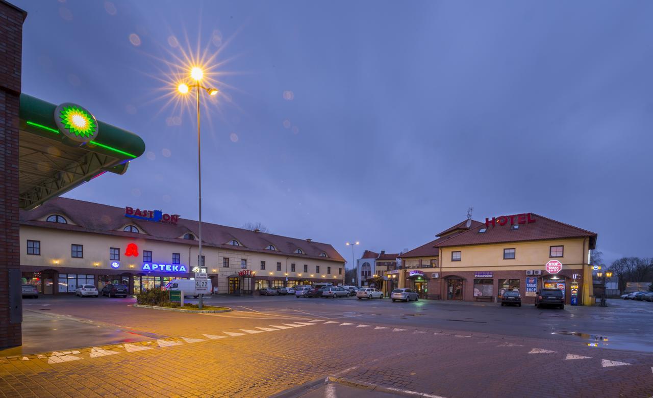 Hotel Bastion คอสต์ชึน นัด โอดรอม ภายนอก รูปภาพ