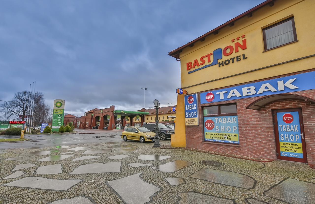 Hotel Bastion คอสต์ชึน นัด โอดรอม ภายนอก รูปภาพ